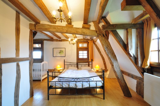 Chambre de couple au 1er tage (lit 160 x 200)